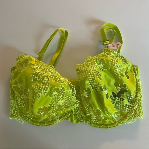 New! Victoria's Secret Very Sexy Ziggy Peekaboo Low-Cut Demi Bra 20101 - Picture 5 of 10